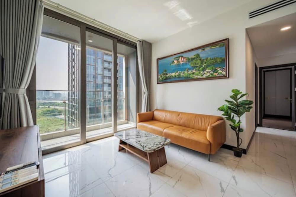 Presidential Suite, 1 Bedroom, Business Lounge Access, City View