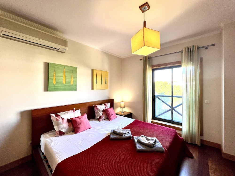 Apartment, 2 Bedrooms, Pool Access