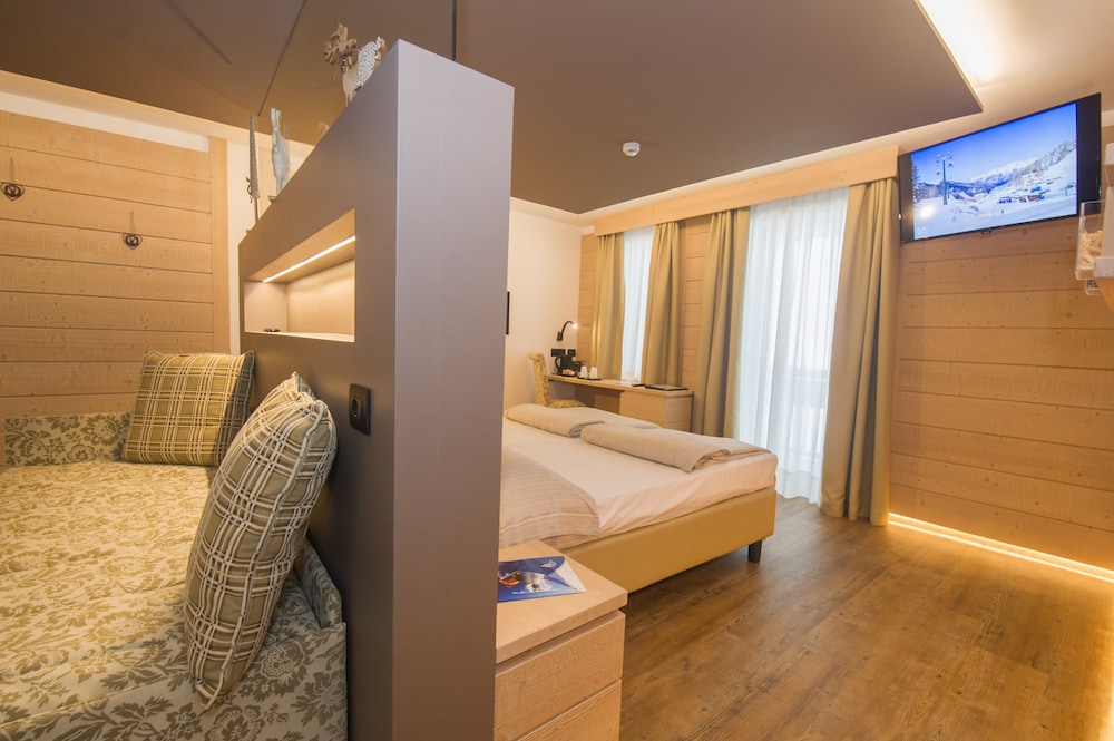 Grand Studio Suite (4 pax) photo 2