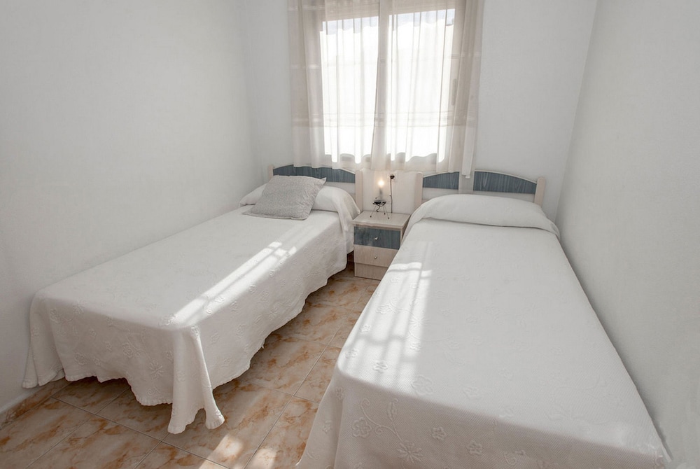 Apartment, 3 Bedrooms, Balcony, Partial Sea View photo 2