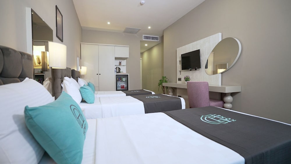 Standard Triple Room - Photo 6