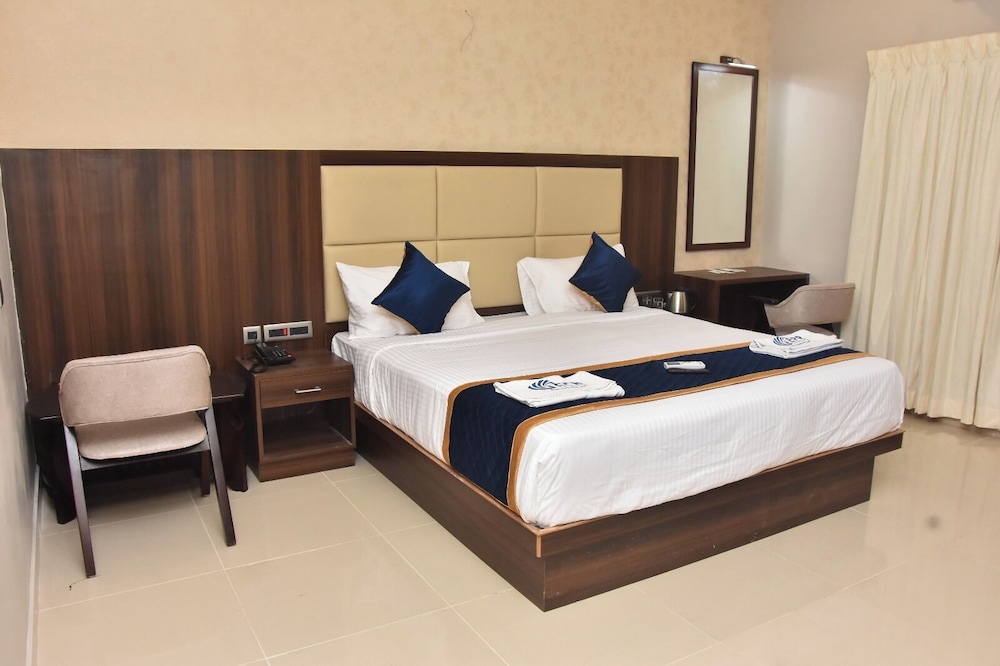 Standard Room, City View