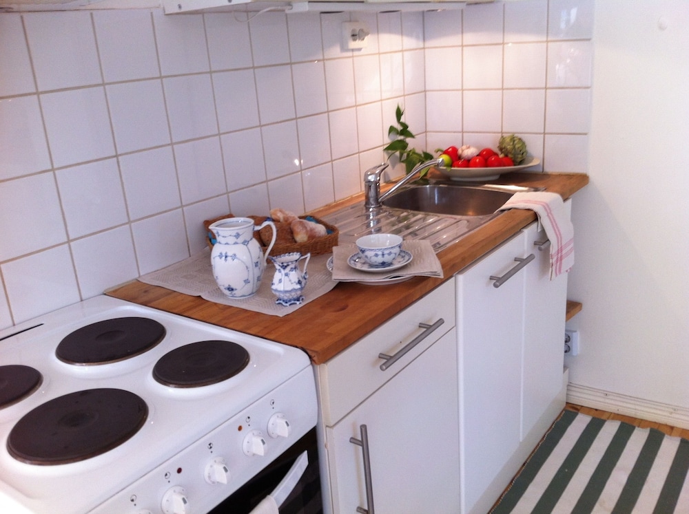 Apartment, Annex Building (2) photo 1