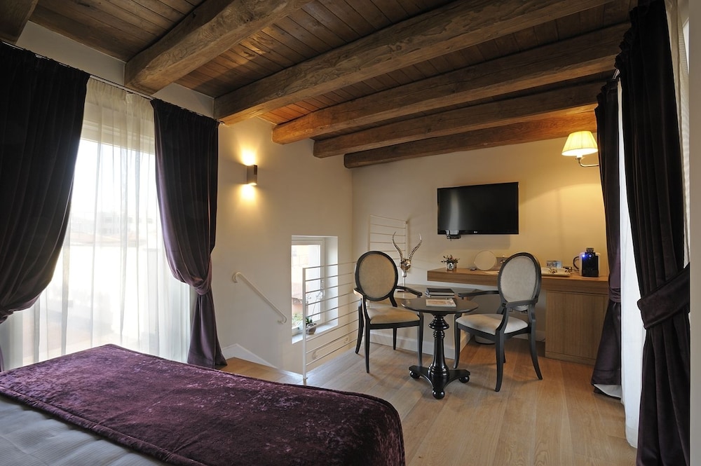 Presidential Suite, Terrace (Private Jacuzzi on the rooftop) photo 2