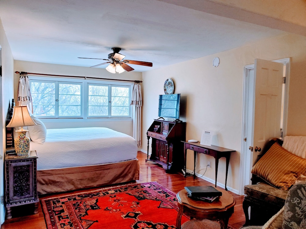 Fountain Room photo 1