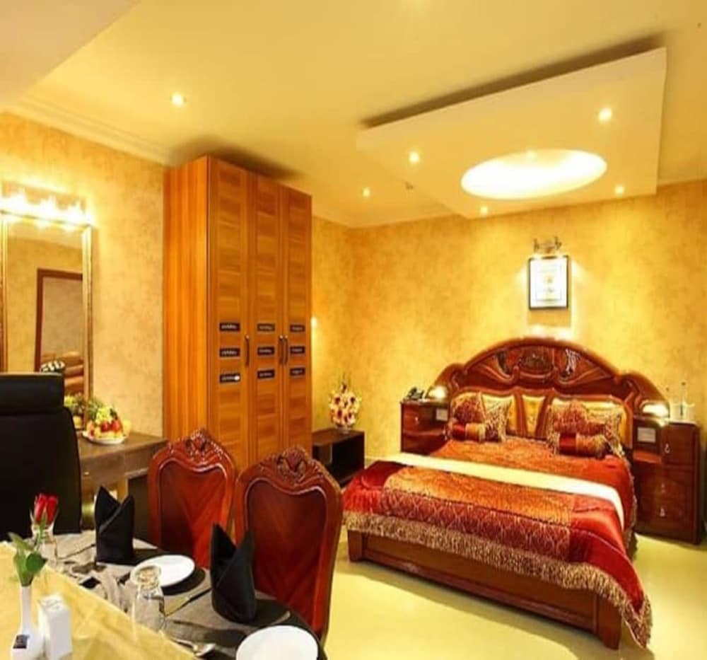 Suite, 1 Double Bed photo 1