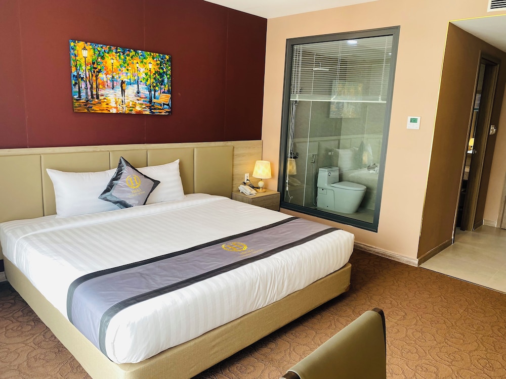 Superior Double Room, 1 King Bed, City View
