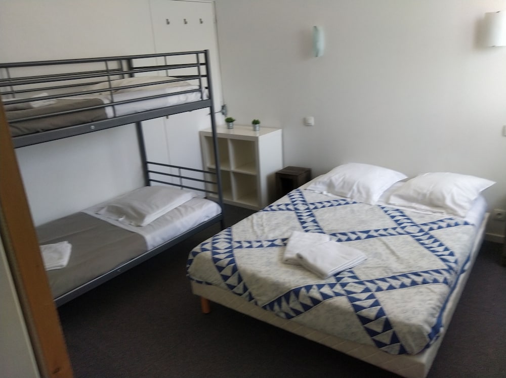 Family Room (Suite 2 chambres communicantes n°1)