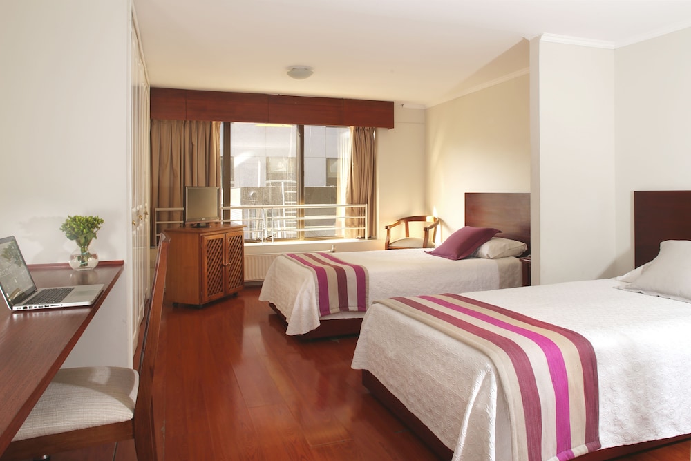 Double Room, 2 Queen Beds