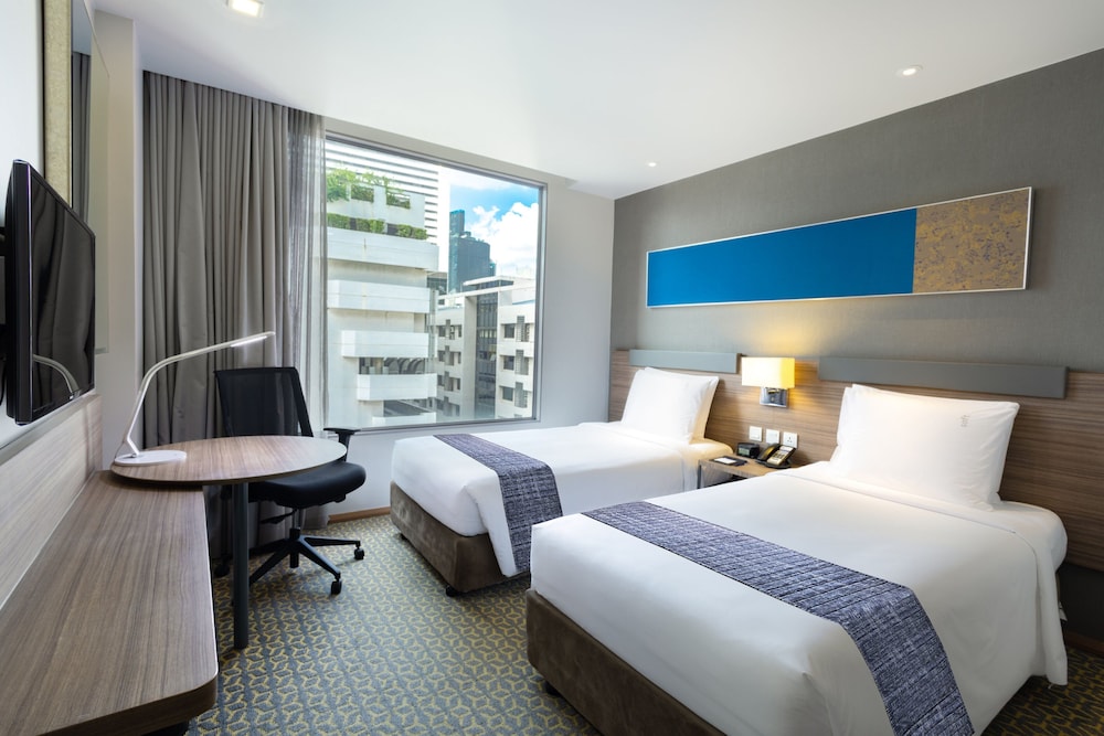 Standard Room, 2 Twin Beds (Front of Building, Free Breakfast) photo 1