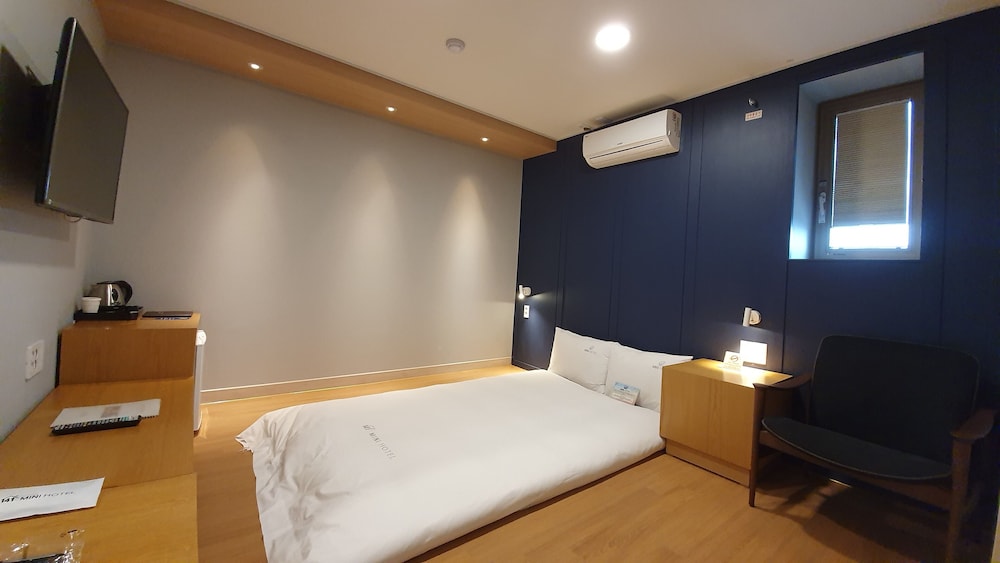 Korean Traditional Ondol Room