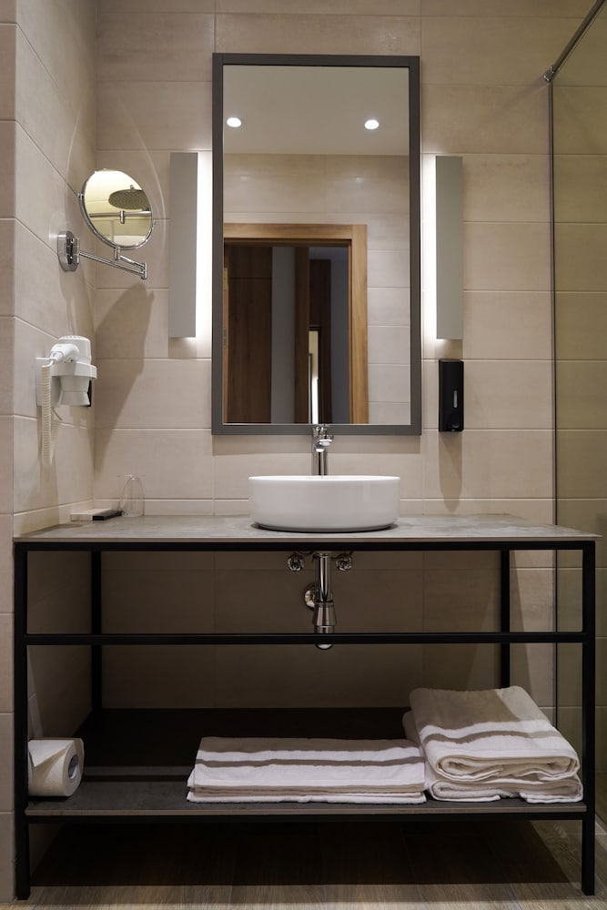 Junior Suite, City View photo 3