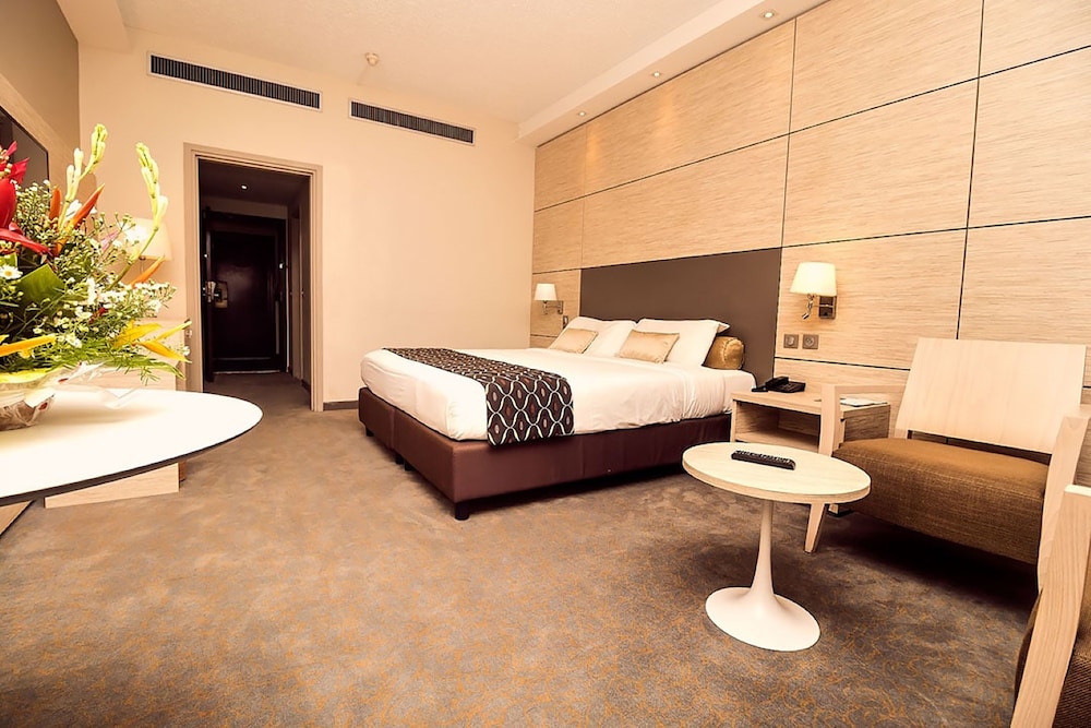 Room (Privilege) - Photo 4
