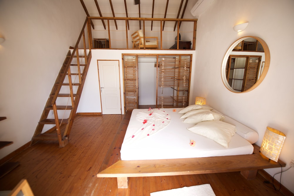 Duplex, 2 Bedrooms, Beach View photo 3