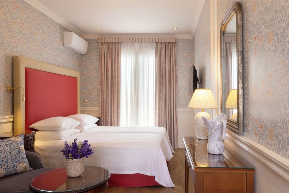 Superior Room - Photo 8