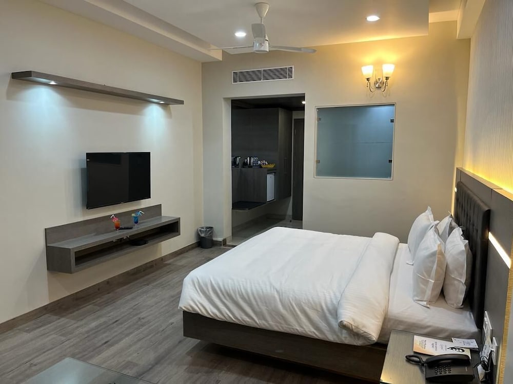 Executive Room photo 2