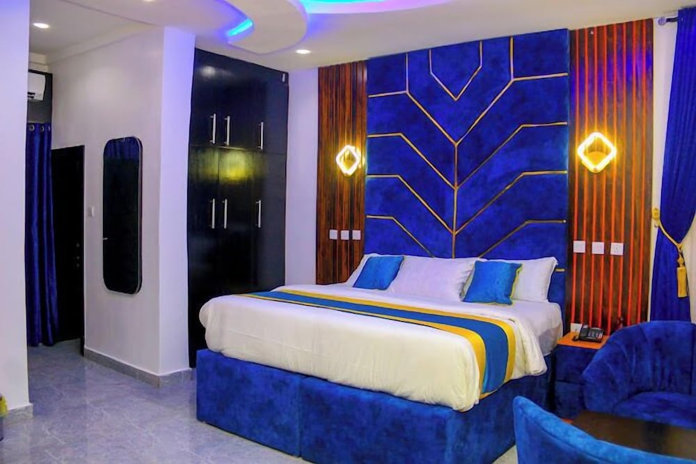 Deluxe Room, Balcony, City View photo 1