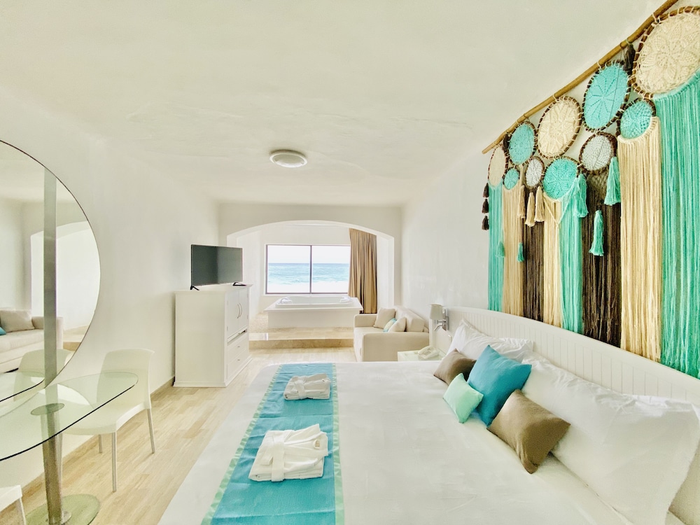 Superior Suite, Sea View photo 3