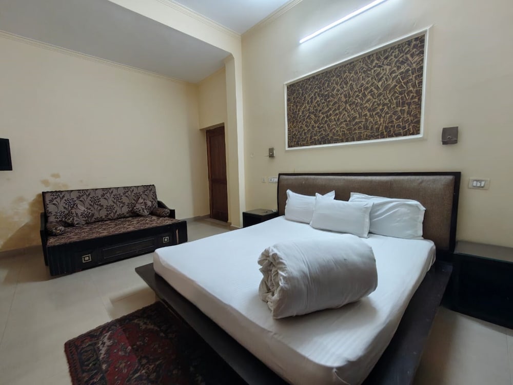 Standard Room, City View