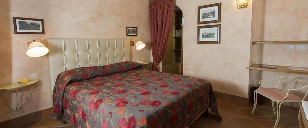 Standard Double Room photo 1