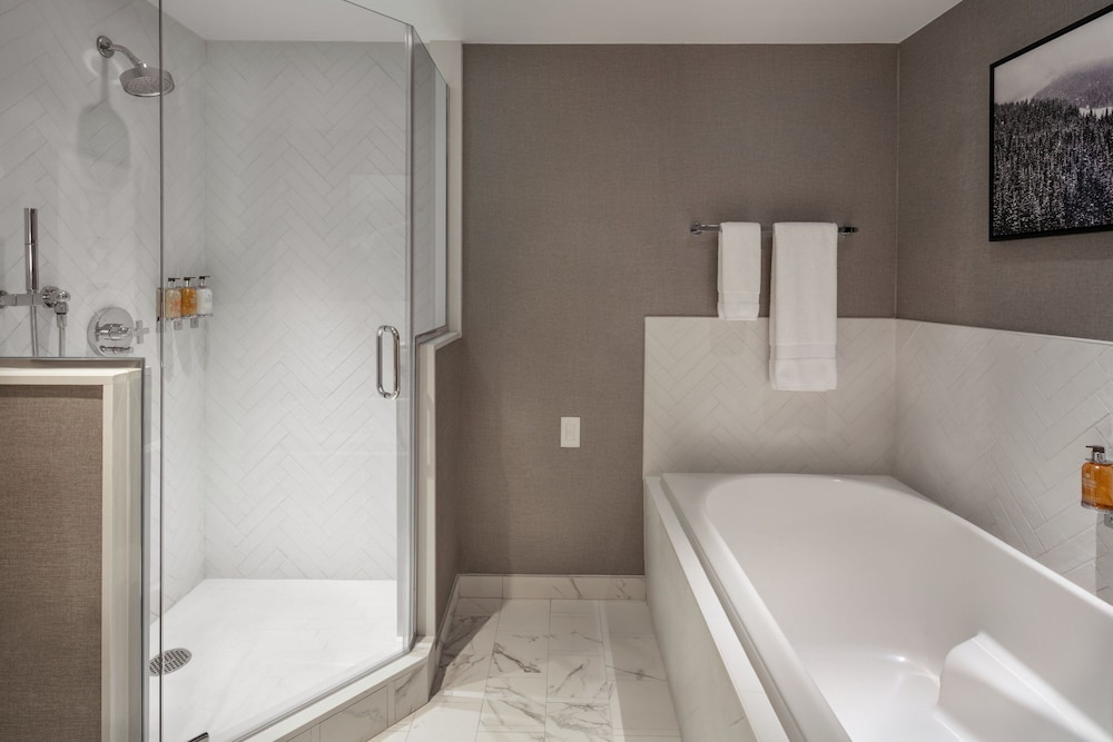 Junior Suite, 1 Bedroom, Fireplace - Photo 4