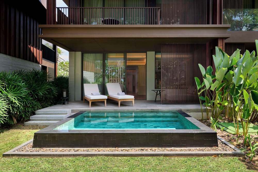 Suite, 1 King Bed (Private Pool) - Photo 3