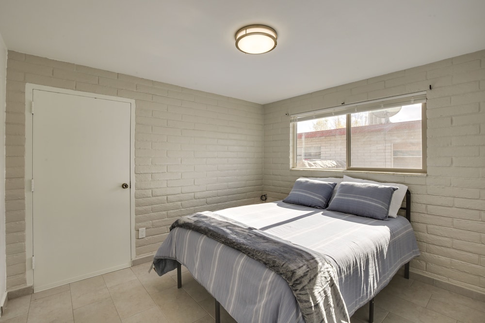 House (2 Bedrooms) photo 2