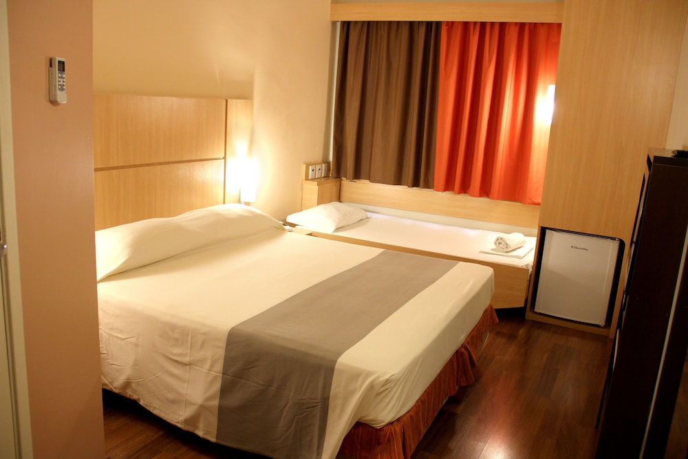Standard Room, Multiple Beds