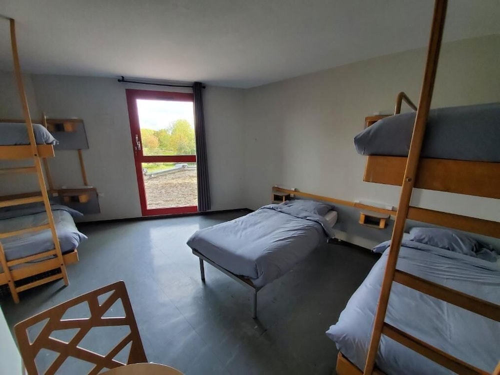 Room for 5 People with Ensuite Bathroom - Photo 13