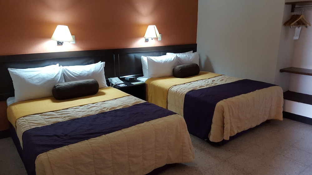 Standard Double Room, 2 Double Beds photo 1