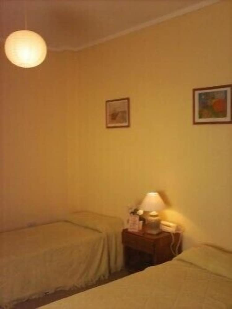Standard Triple Room photo 1