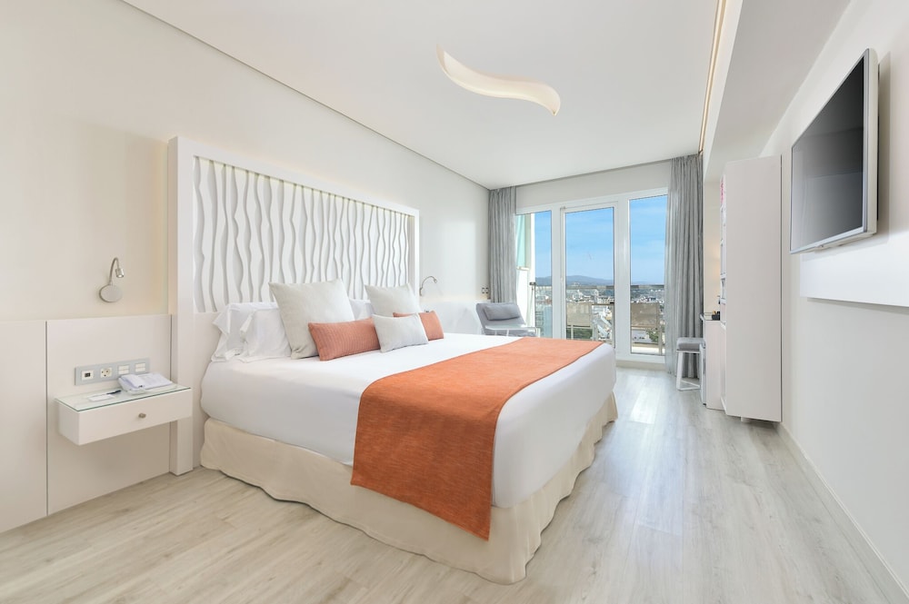 Double Room, Balcony (Make It Happen) photo 2