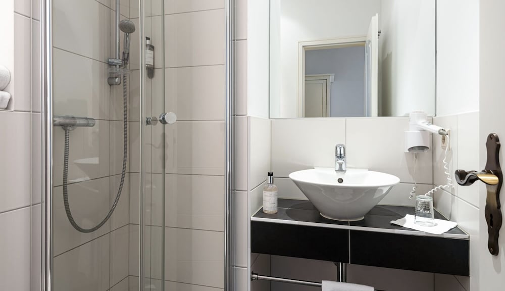 Business Double Room photo 3