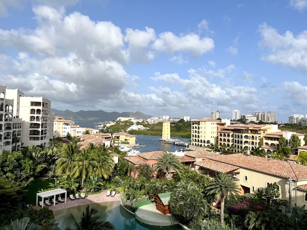 Deluxe Apartment, 2 Bedrooms, Sea View photo 3