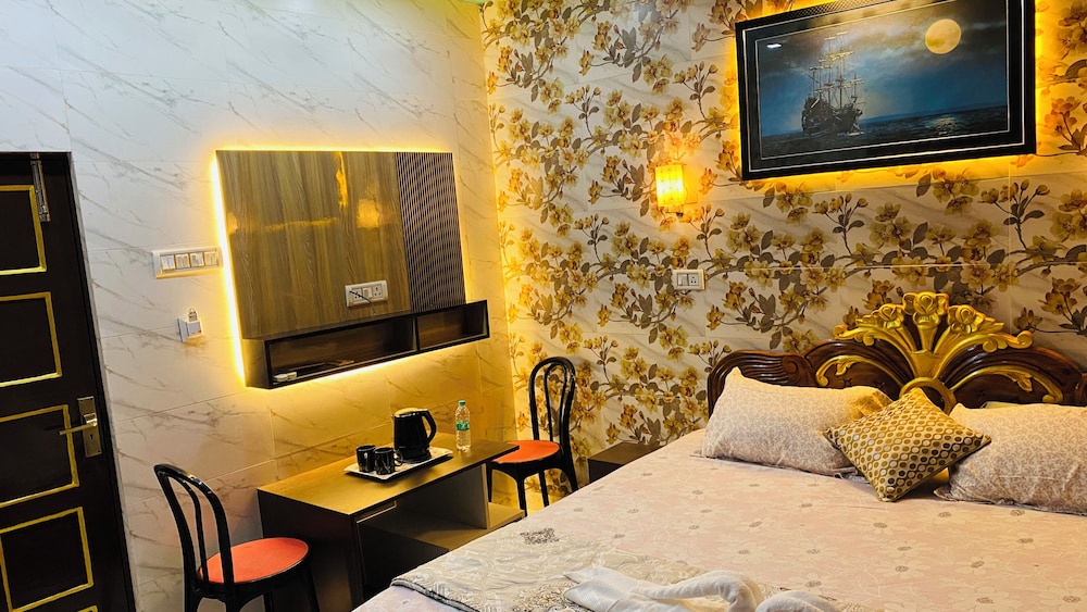Deluxe Room, River View