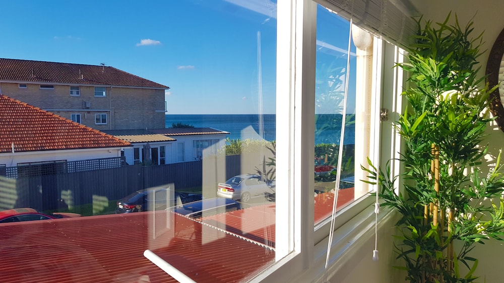 Apartment, 2 Bedrooms, Beach View (Apartment 6) photo 3