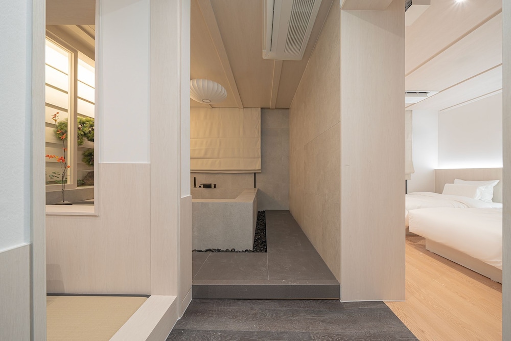 SIGNATURE TWIN SPA - Photo 1