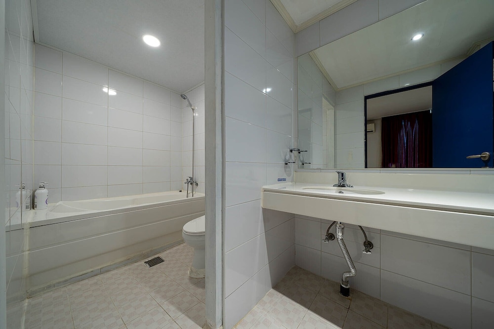 Standard Room - Photo 34