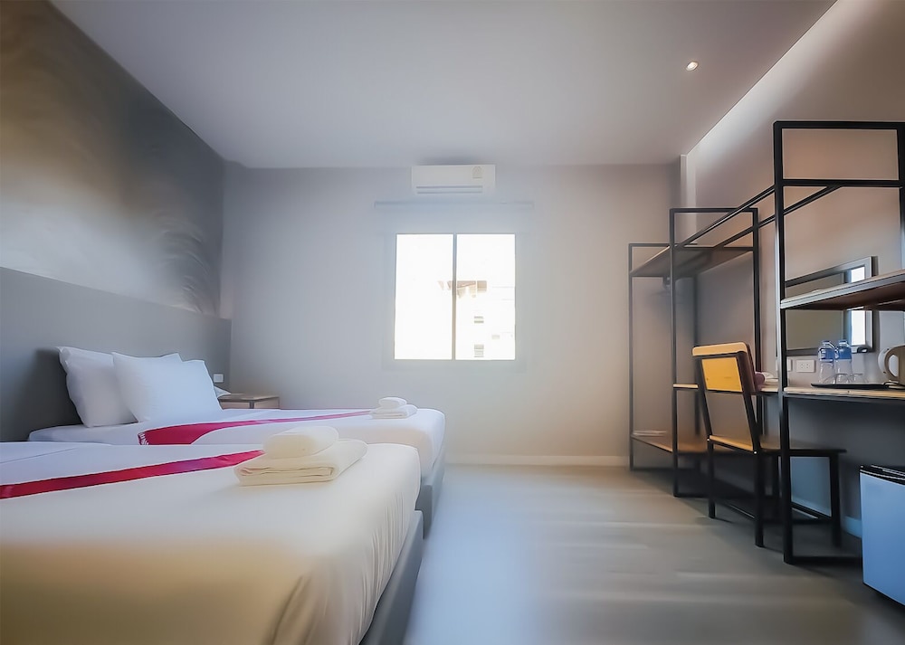 Standard Double or Twin Room - Photo 21