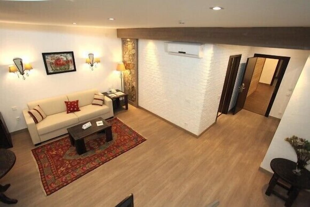 Duplex Suite and Spa photo 3