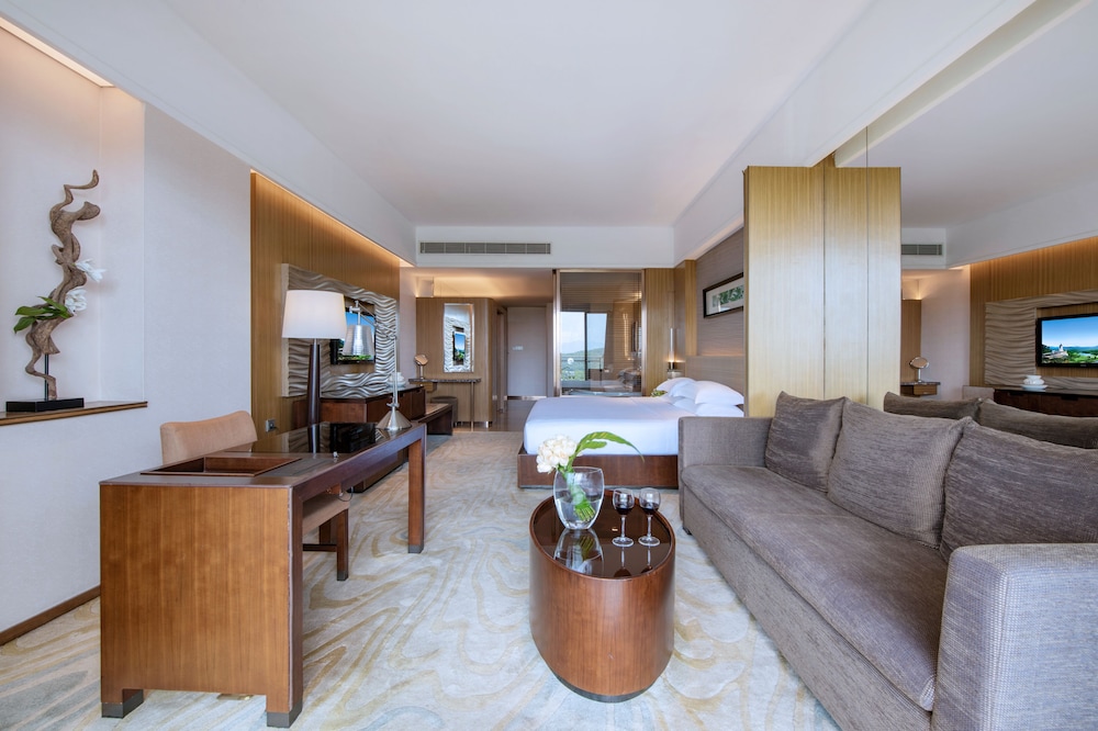 Grande Executive Room Lakeview K - Photo 3