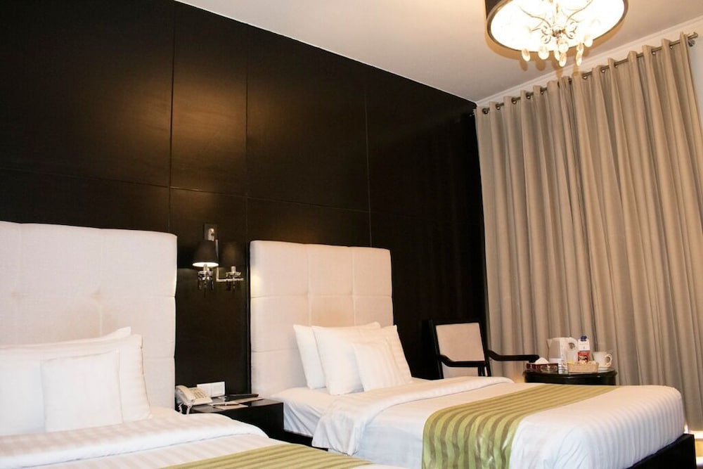 Deluxe Single Room, City View photo 1