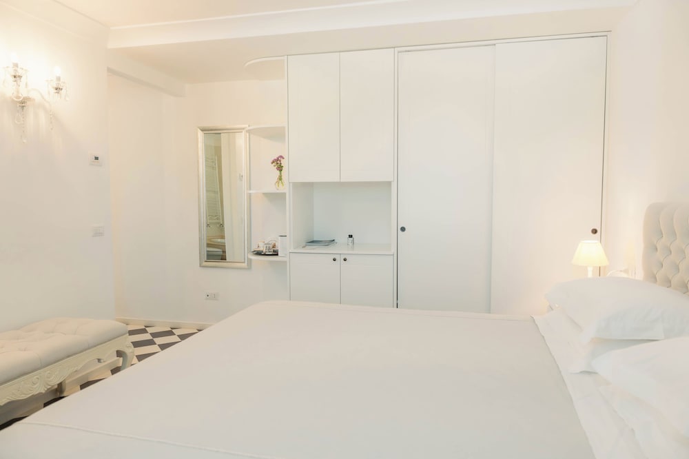 Superior Room, 1 Bedroom, Private Bathroom (Villino) photo 2
