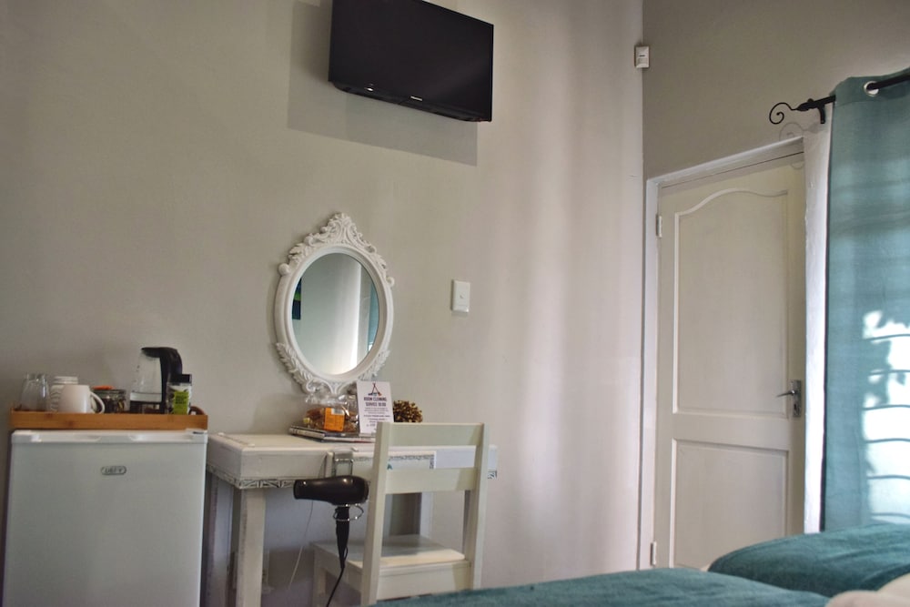 Twin Room (4) photo 3