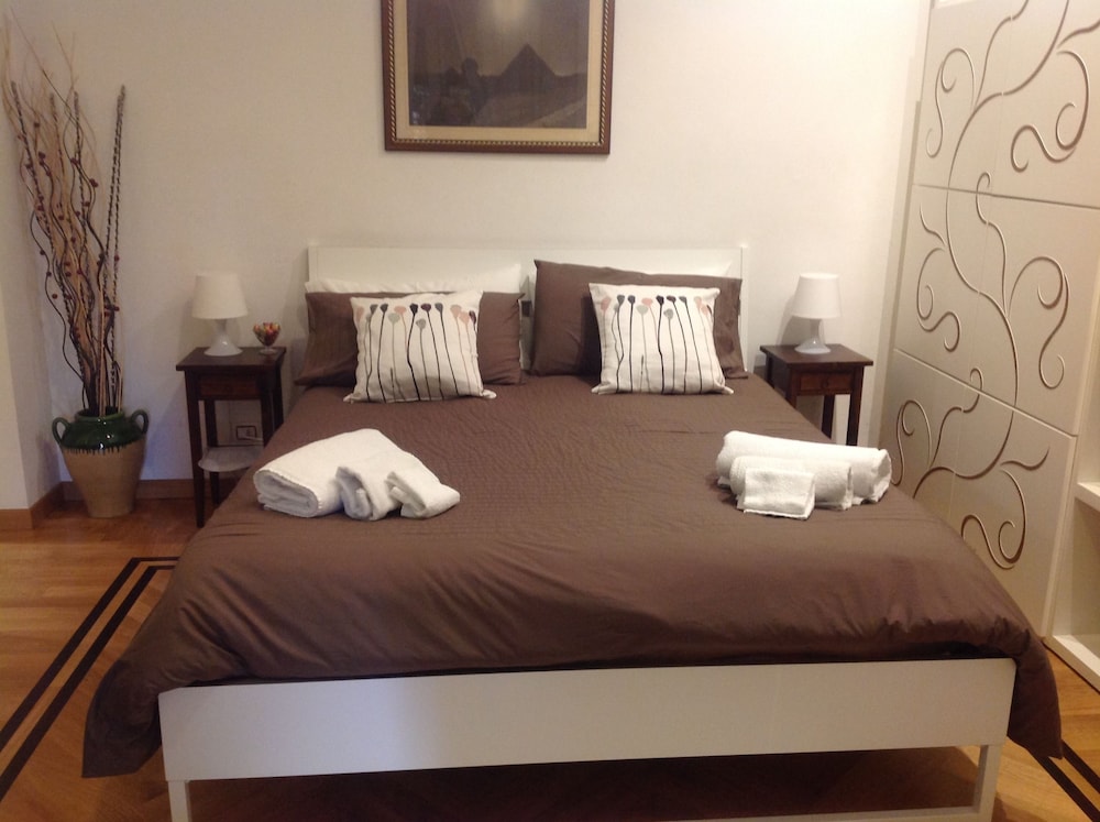 Elite Room, Private Bathroom, Garden Area