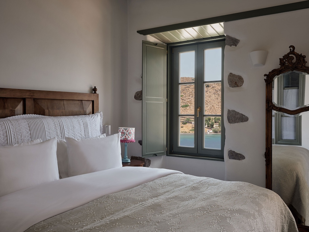 Standard Double Room, 1 King Bed, Private Pool, Sea View