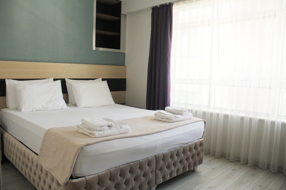 Standard Double or Twin Room, Courtyard View