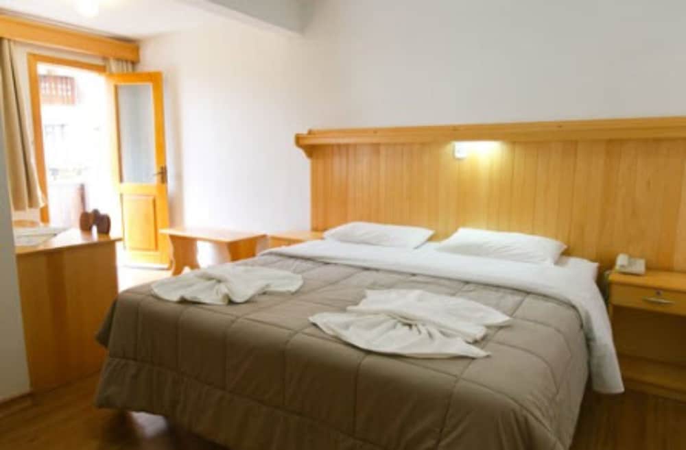Double or Twin Room, 1 Double or 2 Twin Beds