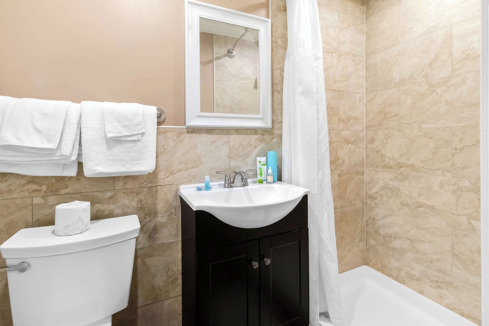 Americas Best Value Inn Avenel Woodbridge, Photo 8