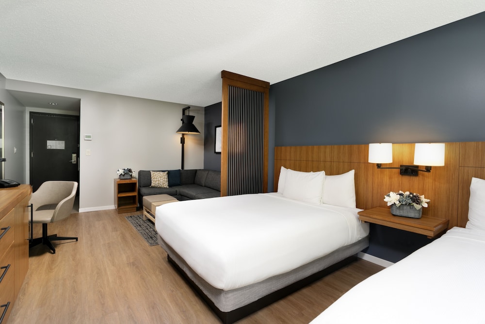 Room, 2 Queen Beds